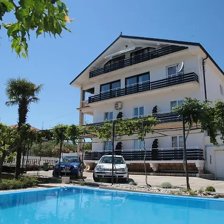 Apartment Bozena *