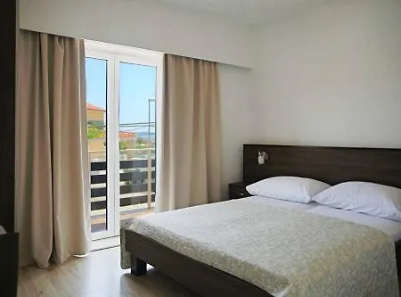 Bozena Apartment *