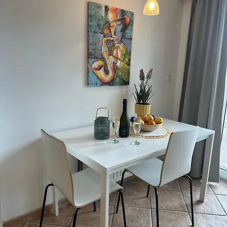 Bozena Apartment *