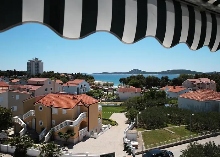 Bozena Apartamento Vodice